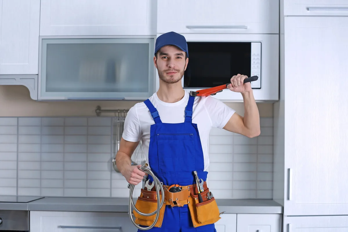 Plombier professionnel en dépannage — Imgc Plomberie, Saint-Fargeau-Ponthierry (77)